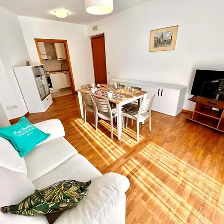 公寓 Trilo Michele, In Centro A *